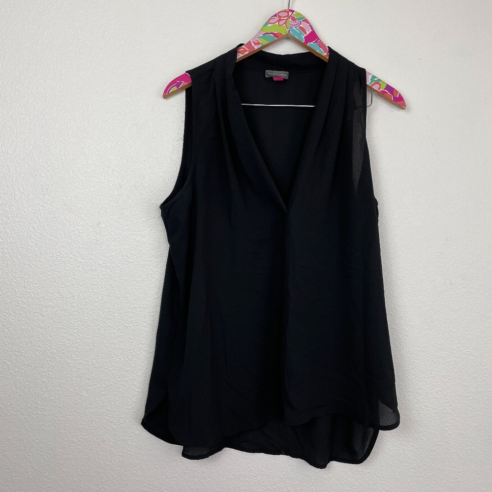 black Vince Camuto sleeveless blouse size L // 27